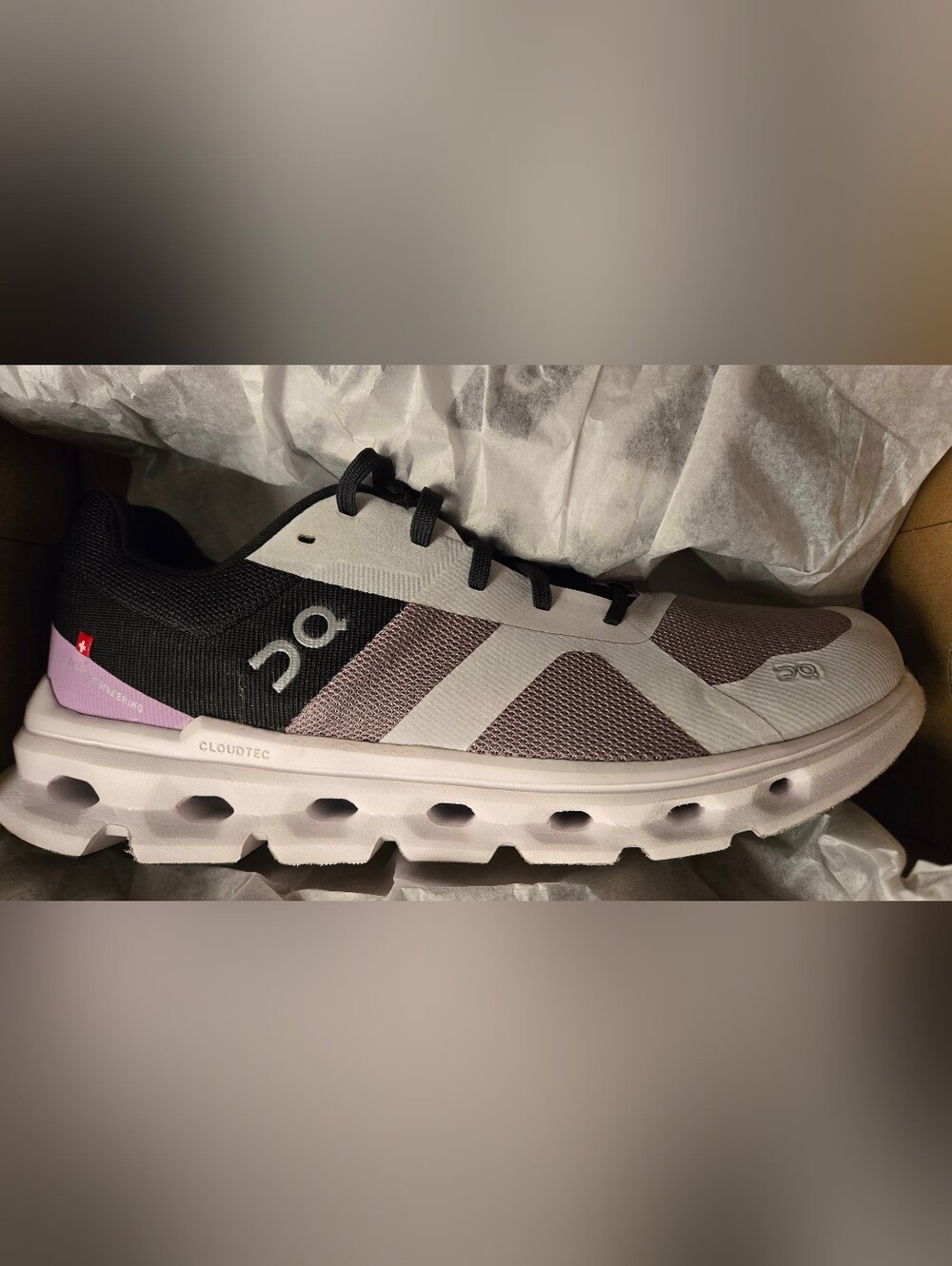 On Running Cloudrunner Women's Size 10 Heron Black NIB New In Box 46.98641